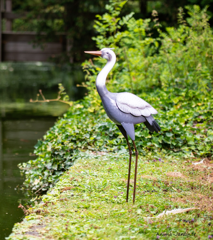 Cigogne grise, H.77 cm, animal en métal, décoration extérieur, Garden IDAnima-Jardin.fr